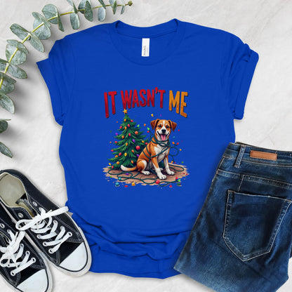 It Wasn't Me Christmas Dog T-Shirt