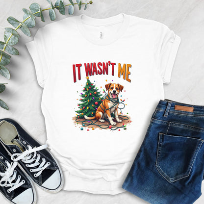 It Wasn't Me Christmas Dog T-Shirt