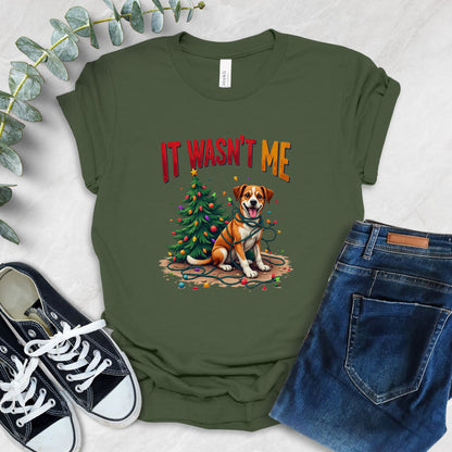 It Wasn't Me Christmas Dog T-Shirt