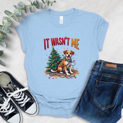 It Wasn't Me Christmas Dog T-Shirt